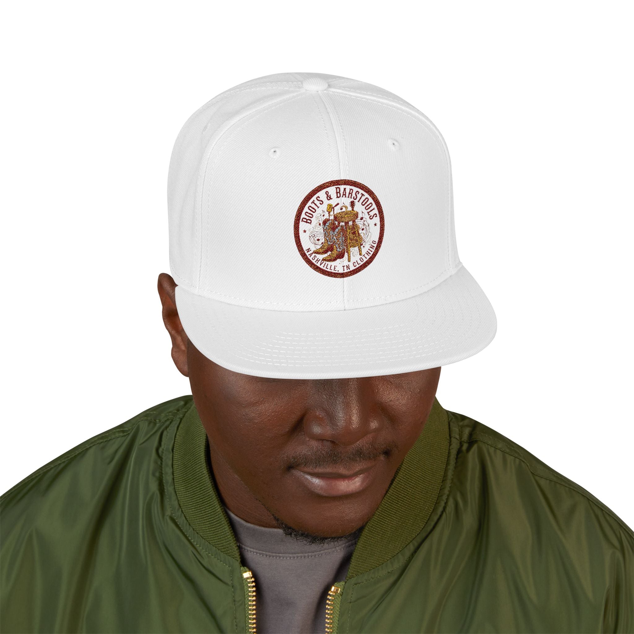Embroidered Lion Crest Snapback Hat — Classic White & Black Baseball Cap